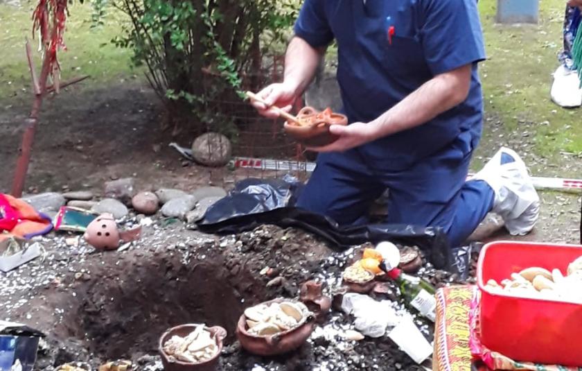 Slideshow: Members of both CCs performing the ritual to thanks Pachamama