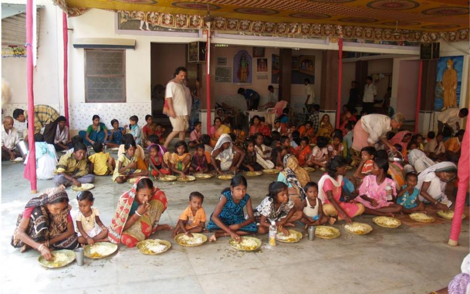 Ektaan Children with Family.JPG 