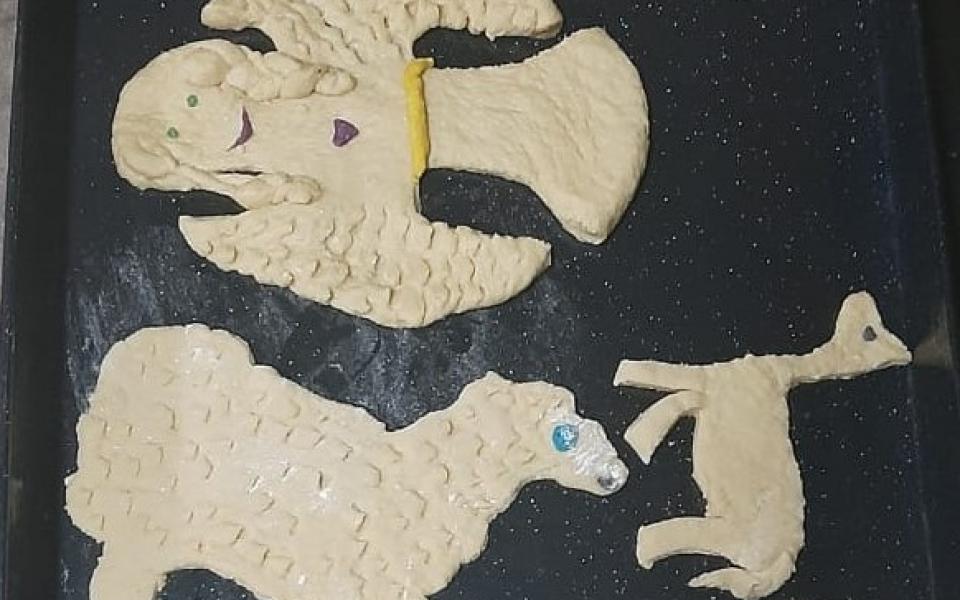 Photo: bread in for of animals made by the children